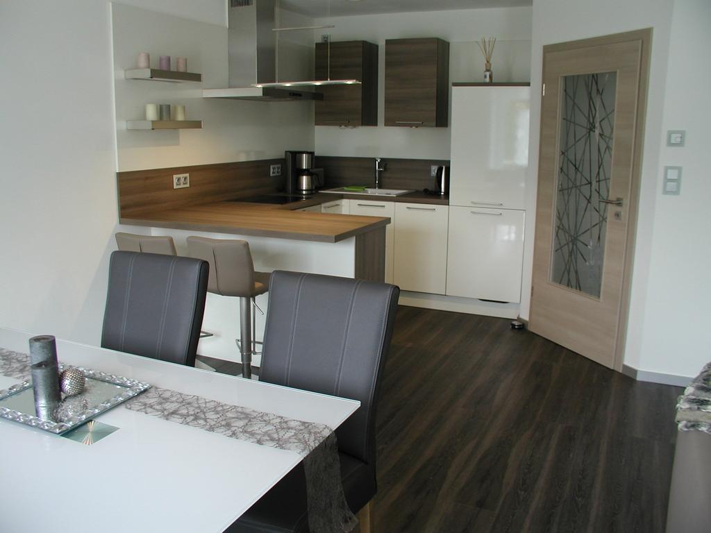 Ferienwohnung Lifestyle Beauty&Wellness Moosbach  Zimmer foto